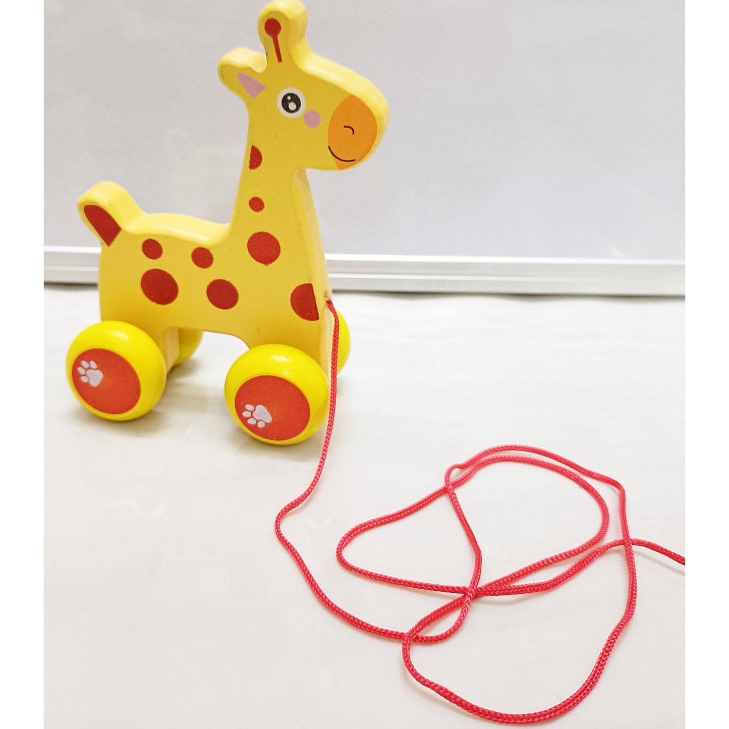 Wooden Pressing Girafee